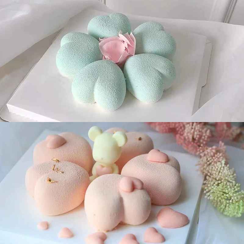 cœurs préparés dans moule à gateau en silicone