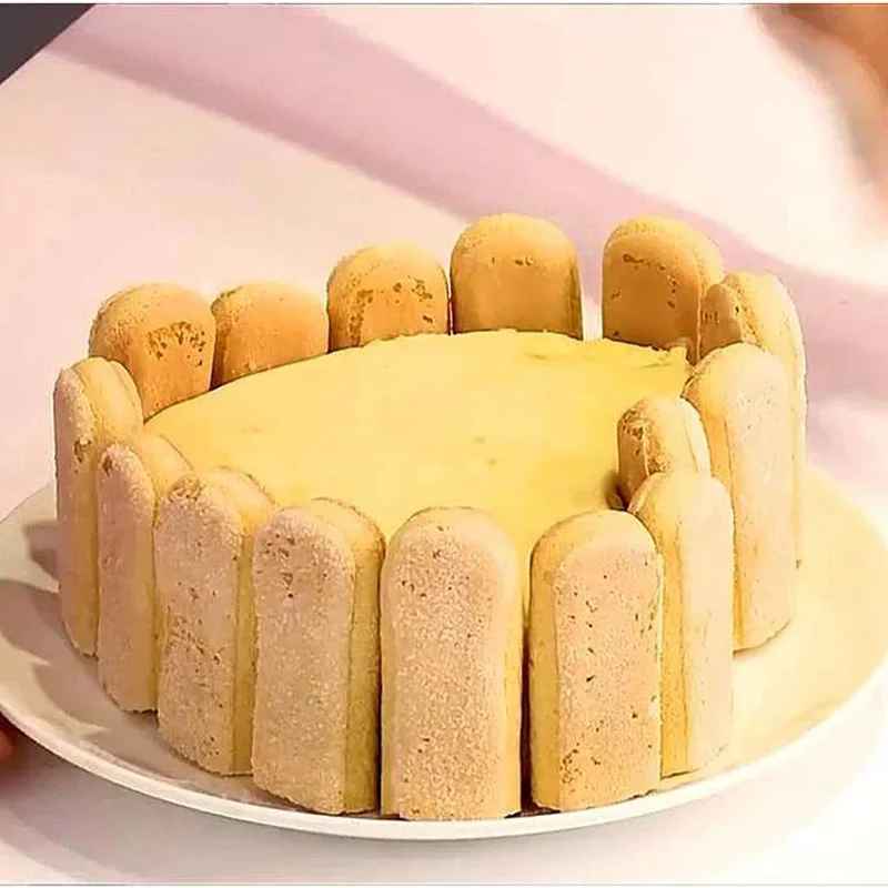entremet fait dans moules en silicone
