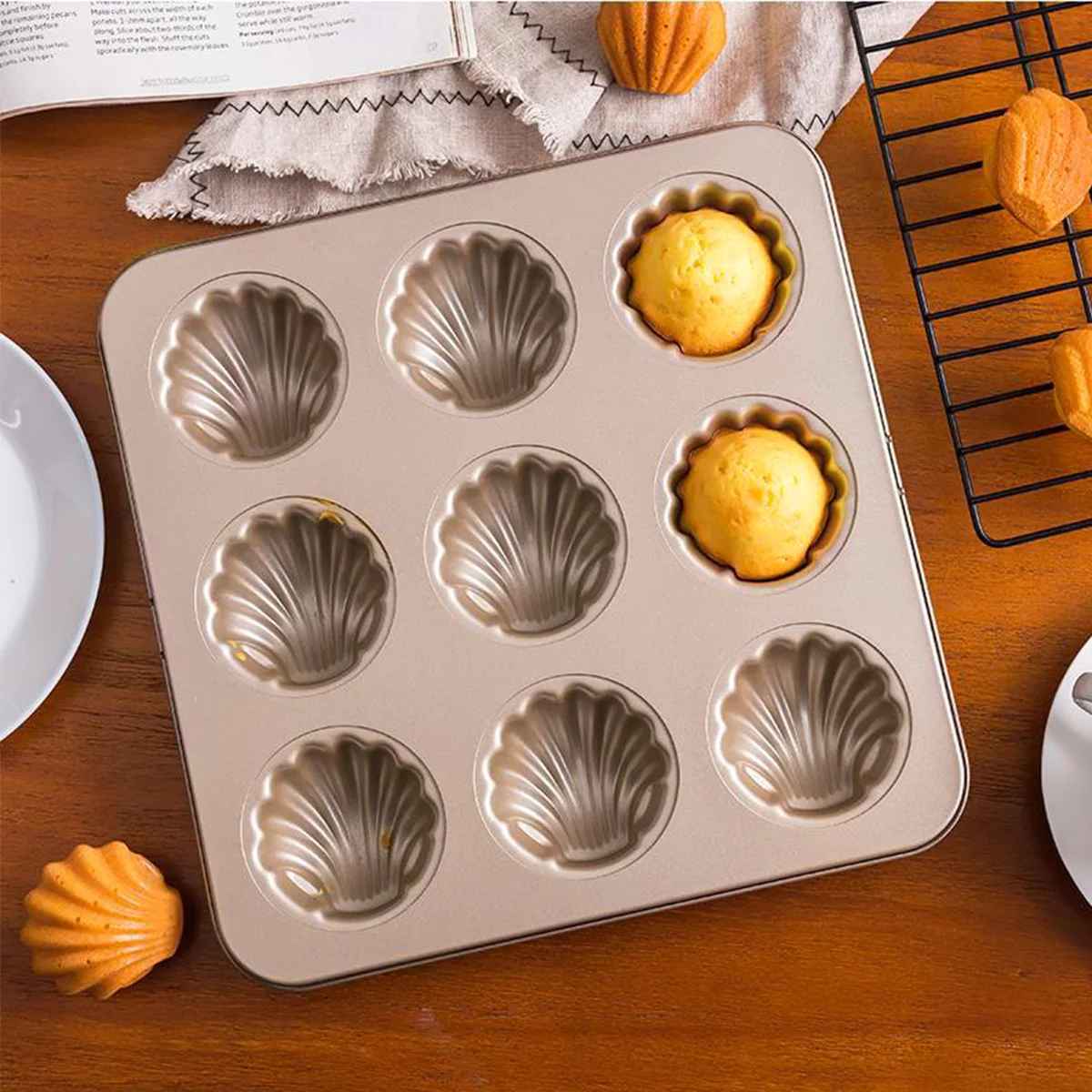 madeleine sublime dans moule a madeleine