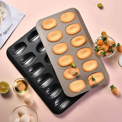 madeleines dores dans moule a madeleine