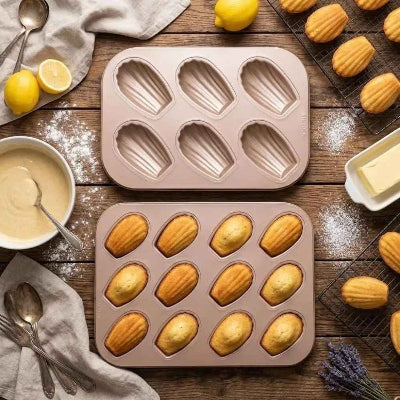 madeleines réussis dorés dans moule a madeleine