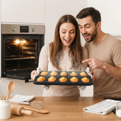 madeleines sorties du four dans moule a madeleine