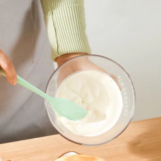 monter blanc oeuf avec spatule