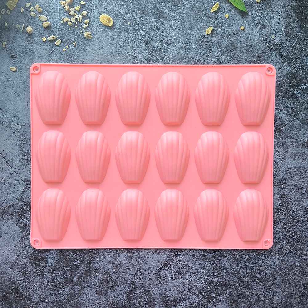 moule a madeleine rose