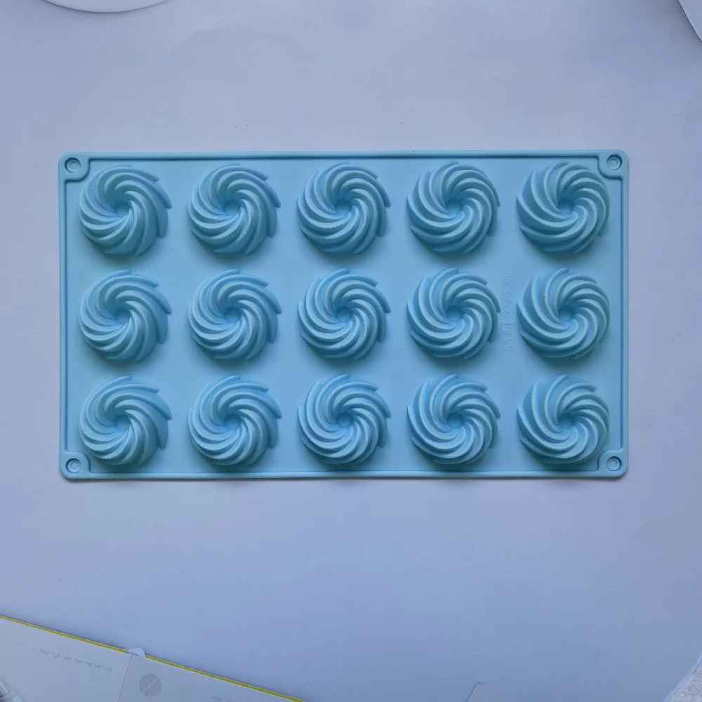 moule gateau en silicone bleu