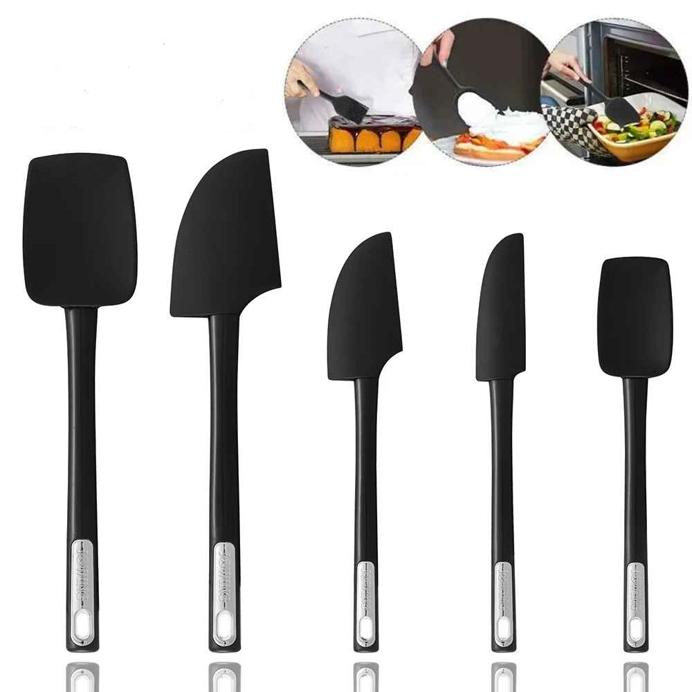 spatule et autres formes de spatule indispensables pour chaque cuisine